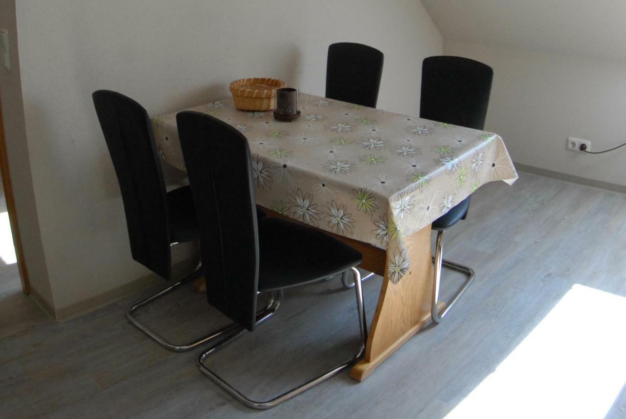 Hof Olde Warft Apartment Oldenswort Luaran gambar