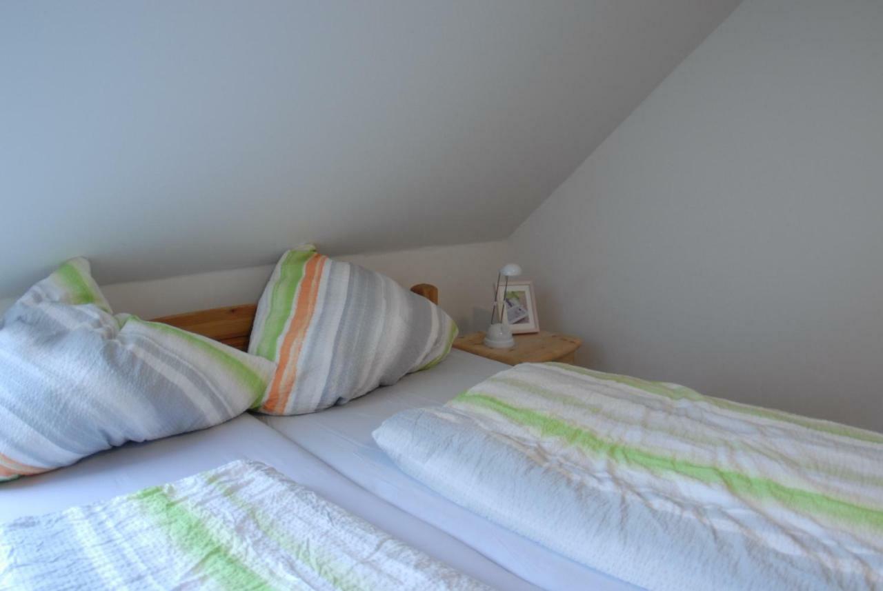 Hof Olde Warft Apartment Oldenswort Luaran gambar