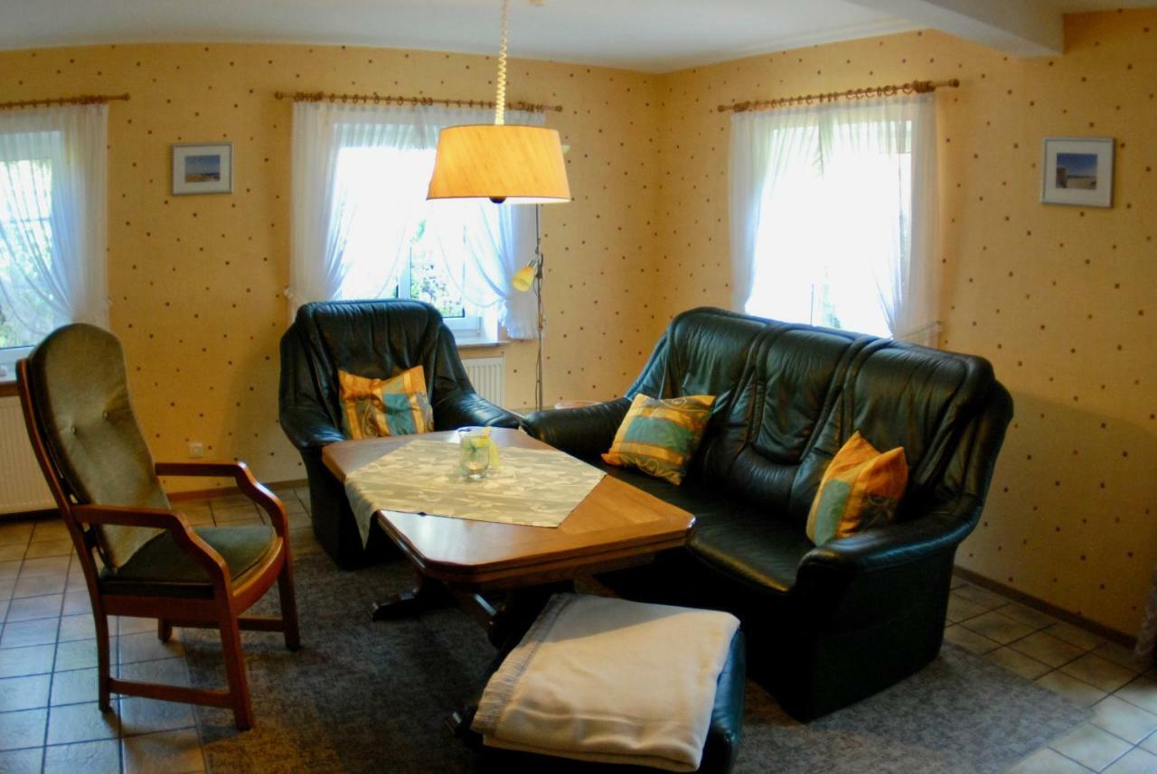 Hof Olde Warft Apartment Oldenswort Luaran gambar